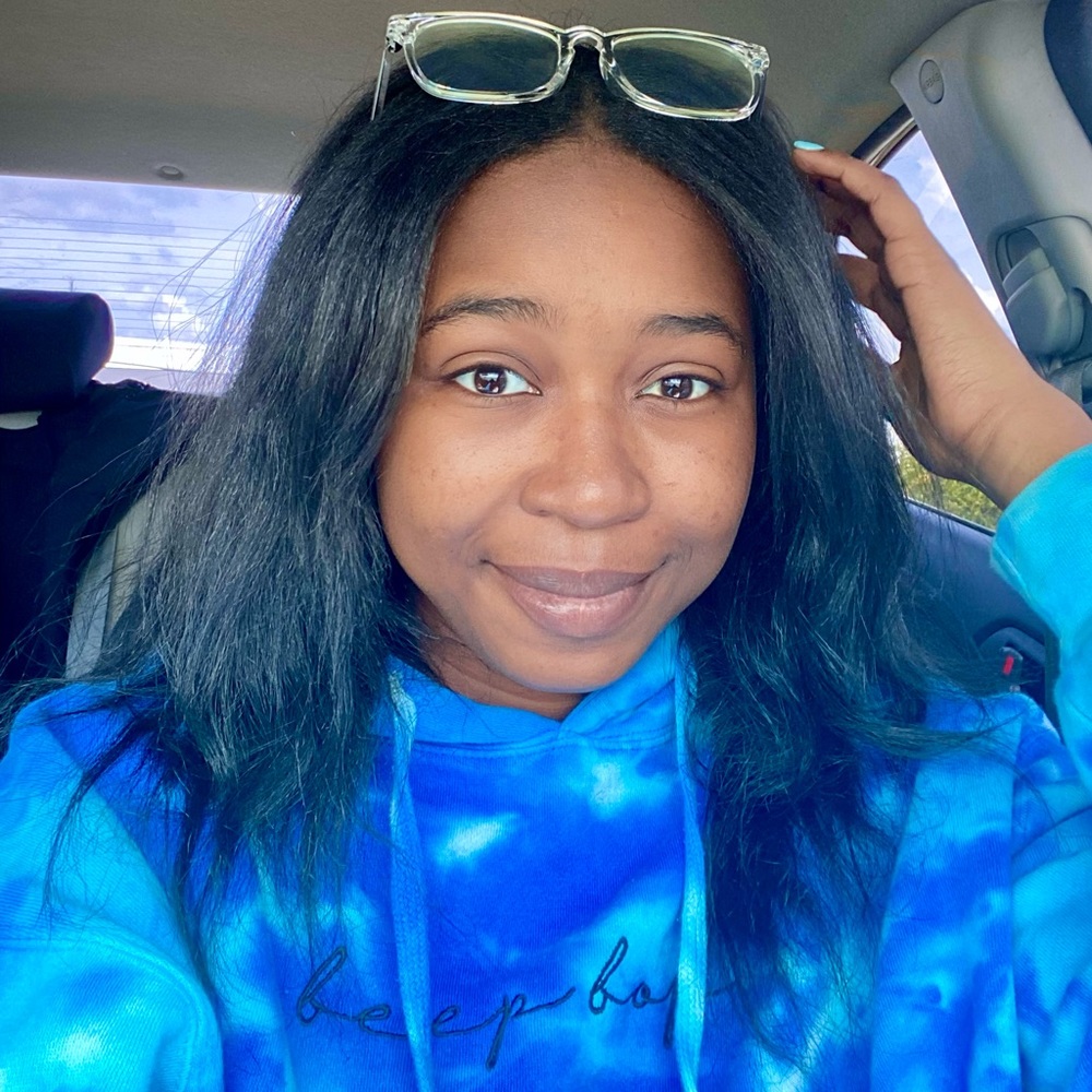 Meet your Posher, Devynn
